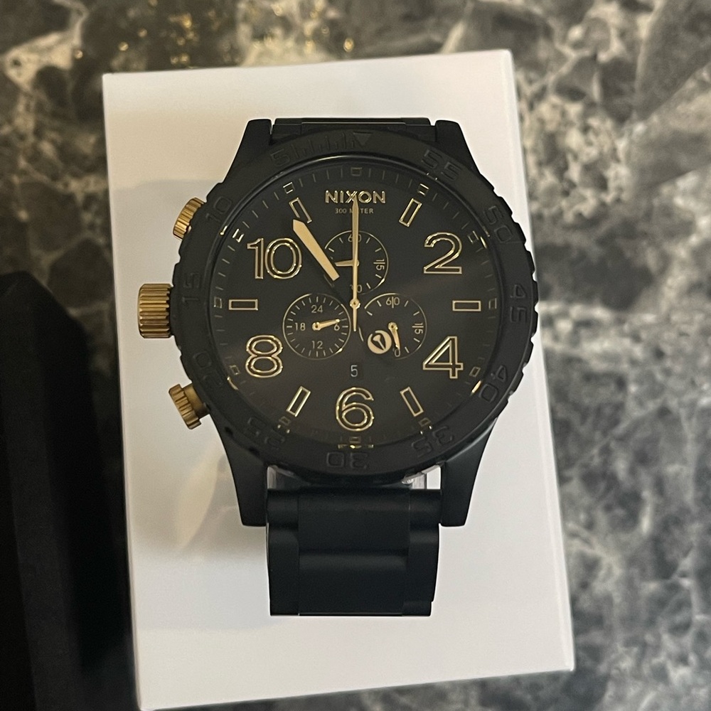 Nixon 51 30